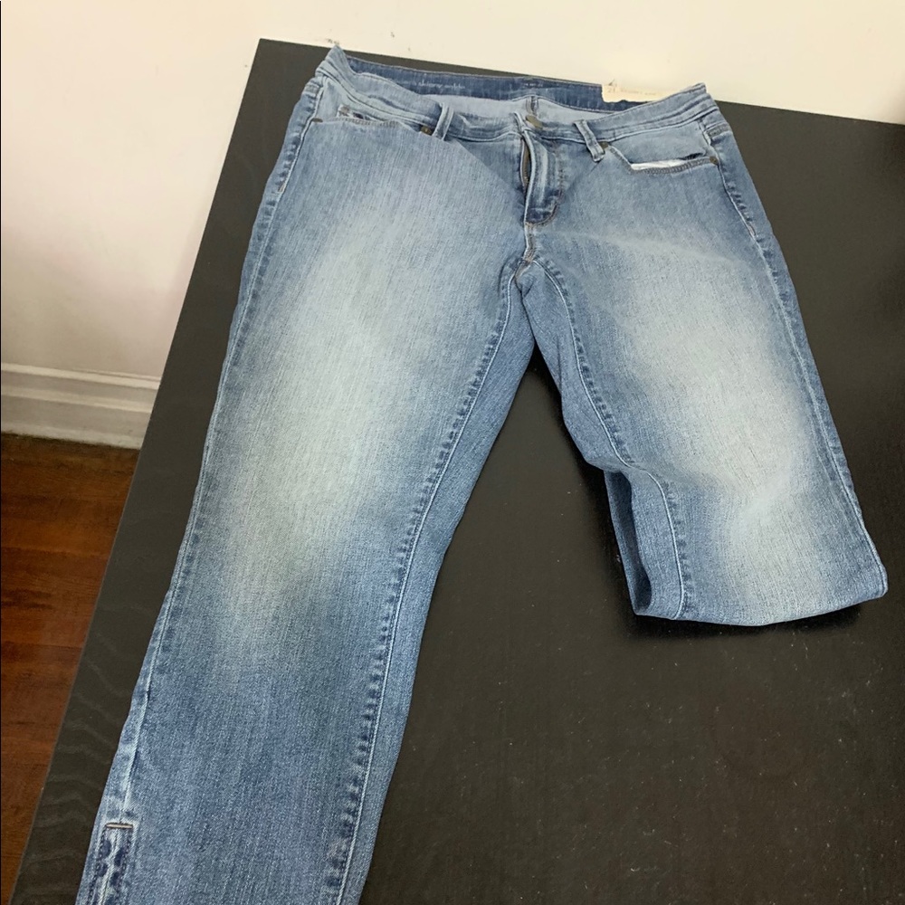 Modern Skinny Ankle Jean .